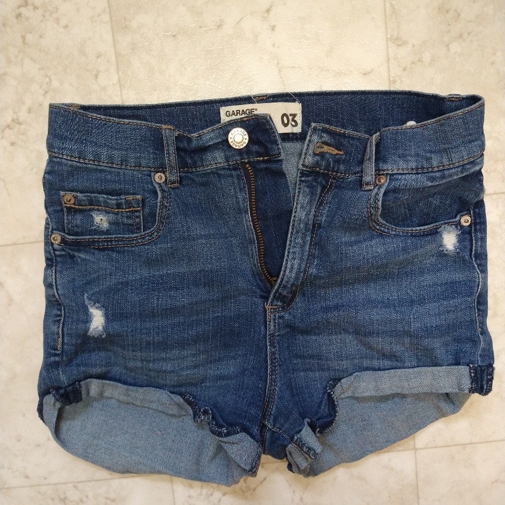 Garage jean shorts distressed